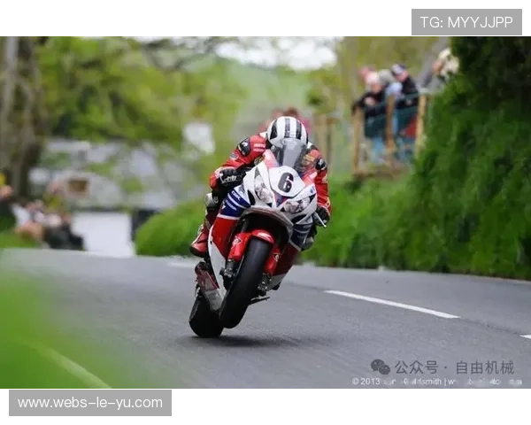 曼岛TT当地车手盖雷斯·阿诺德靠众筹参赛，诠释赛事草根精神